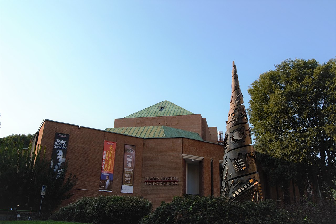 Nuovo Piccolo Teatro Strehler, foto da Wikipedia, autore FR98PILL con licenza CC BY-SA 4.0